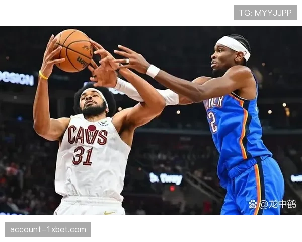 以赛亚乔22分5抢断 雷霆外线火力压制骑士反扑